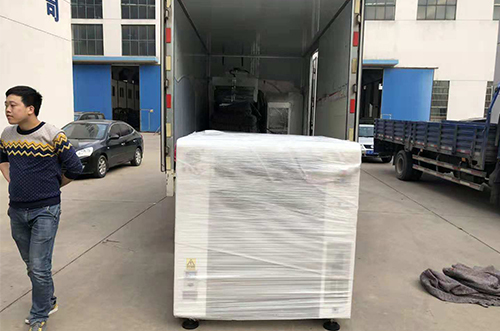 蘇州客戶SMT設備專車送貨，貨到上門安裝調(diào)試